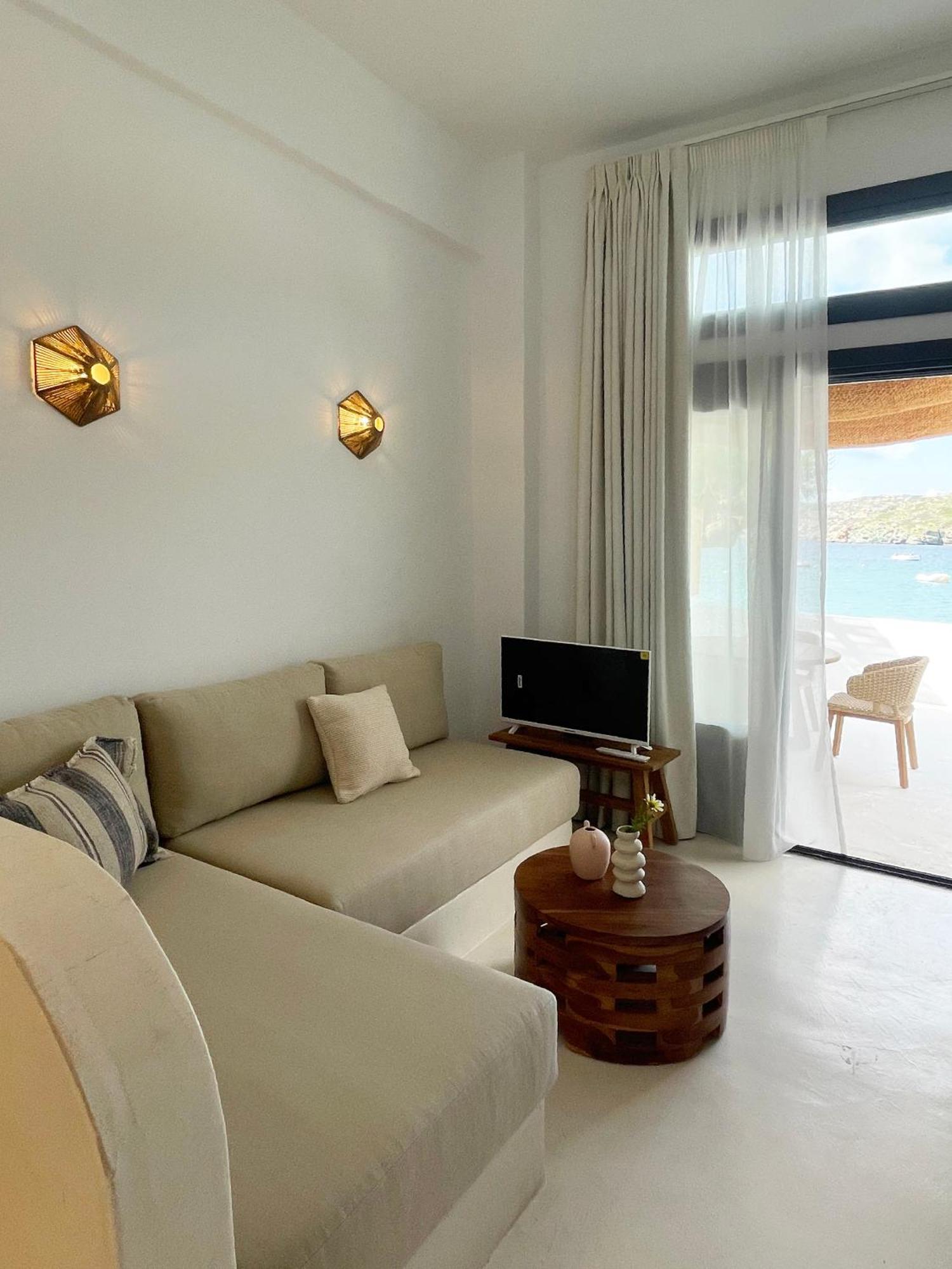 GIANNAS APARTMENTS Faros Sifnos Exterior foto