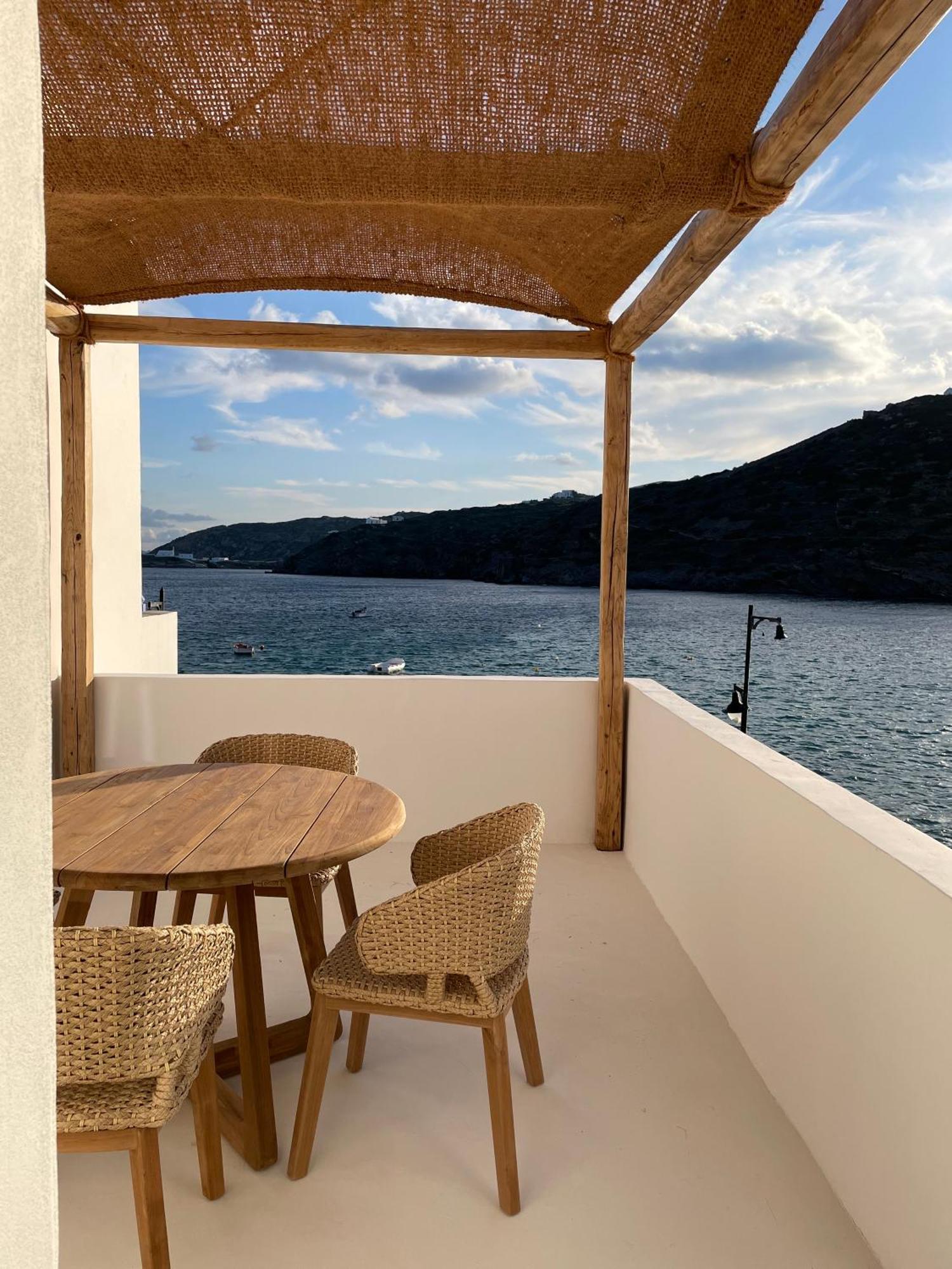 GIANNAS APARTMENTS Faros Sifnos Exterior foto